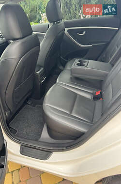 Хэтчбек Hyundai i30 2015 в 
