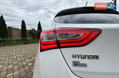 Хэтчбек Hyundai i30 2015 в 