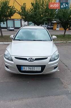 Универсал Hyundai i30 2010 в Черкассах