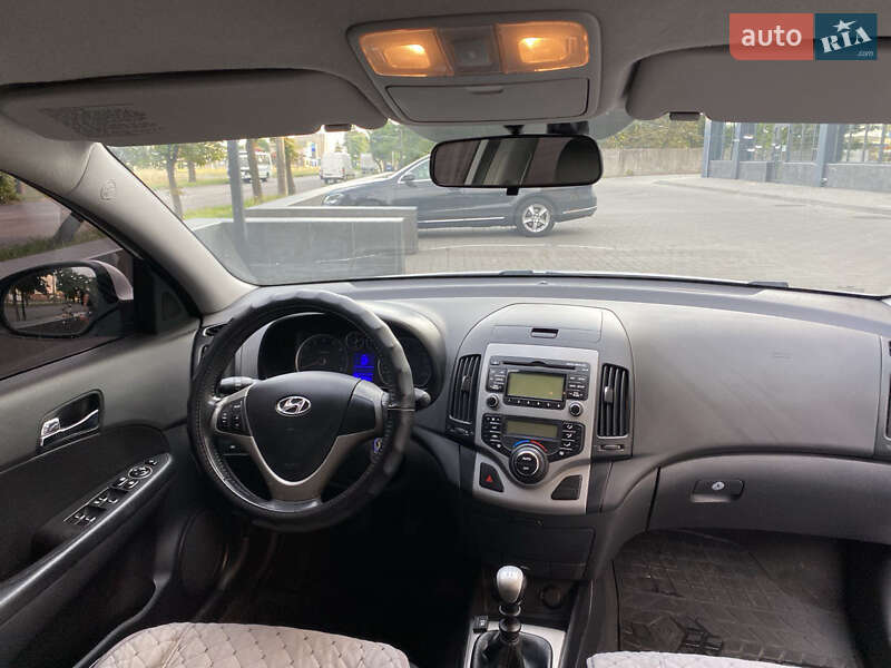 Универсал Hyundai i30 2009 в Черкассах фото 6 Универсал Hyundai i30 2009 в Черкассах