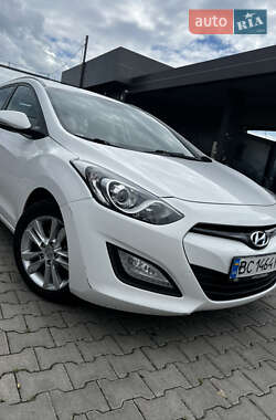 Универсал Hyundai i30 2014 в Львове