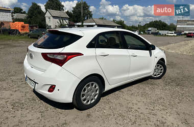 Хэтчбек Hyundai i30 2013 в 