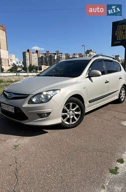 Універсал Hyundai i30 2010 в Києві