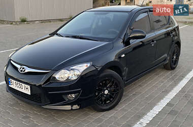 Хетчбек Hyundai i30 2011 в Козельщині
