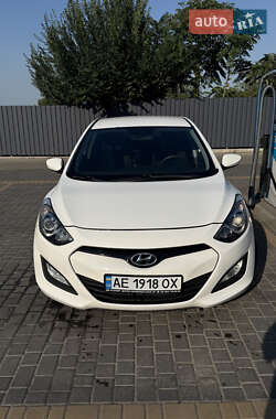 Хетчбек Hyundai i30 2012 в Дніпрі