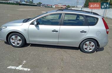 Универсал Hyundai i30 2009 в 