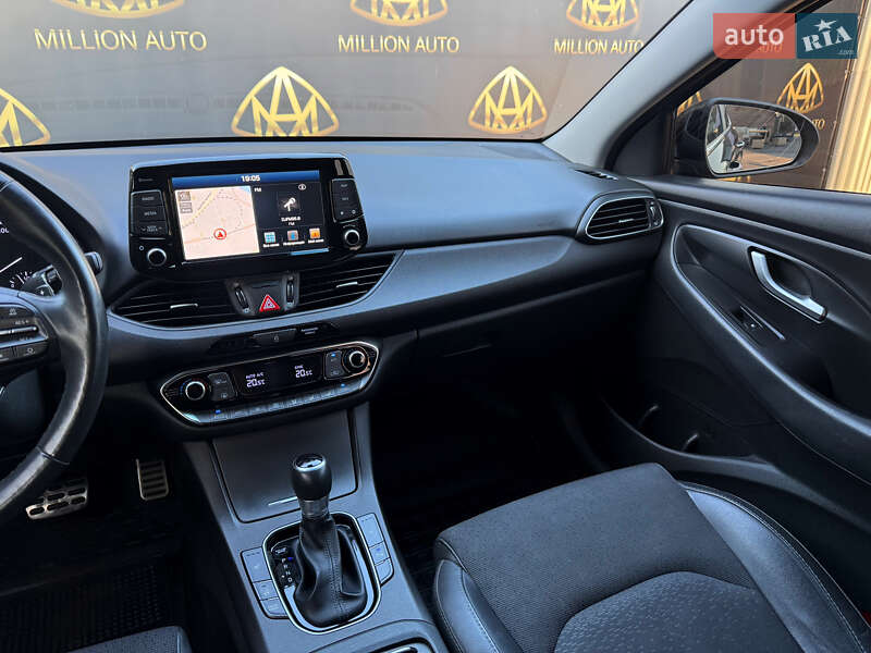 Фастбэк Hyundai i30 2019 в Киеве