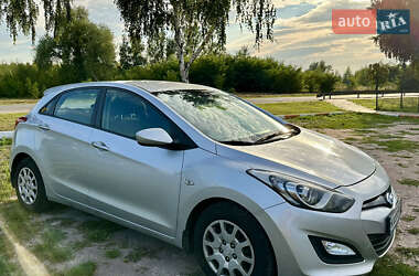 Хэтчбек Hyundai i30 2014 в Киеве