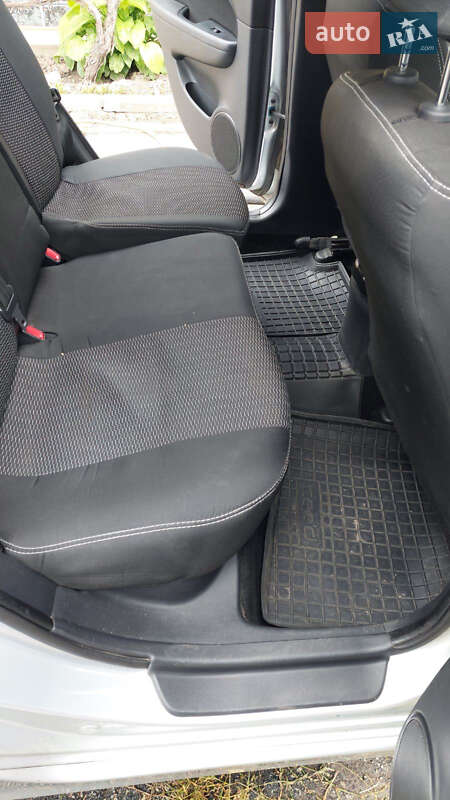 Хетчбек Hyundai i30 2011 в Корсунь-Шевченківському