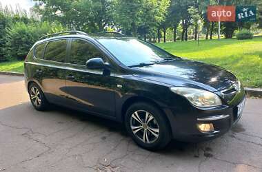 Универсал Hyundai i30 2009 в 