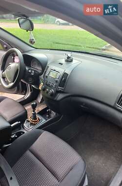 Универсал Hyundai i30 2009 в 