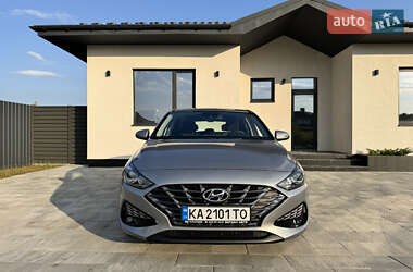 Хэтчбек Hyundai i30 2024 в Киеве