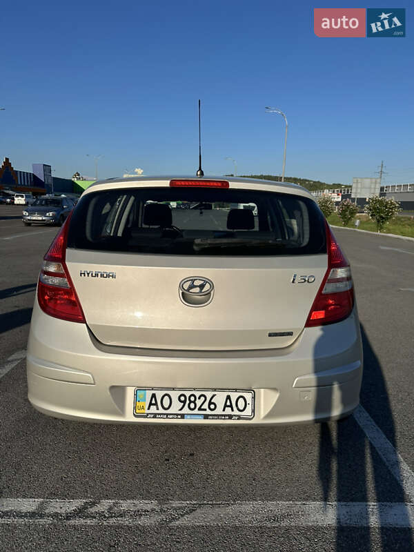 Хэтчбек Hyundai i30 2008 в Мукачево фото 5 Хэтчбек Hyundai i30 2008 в Мукачево