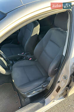 Хэтчбек Hyundai i30 2008 в 