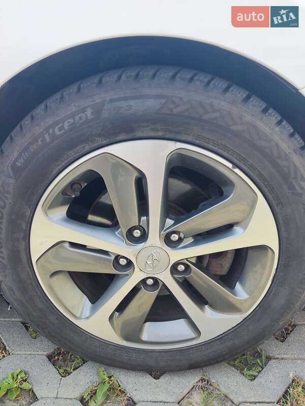 Хетчбек Hyundai i30 2015 в Хмельницькому