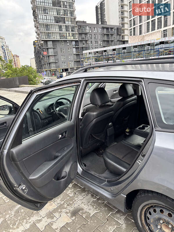 Універсал Hyundai i30 2011 в Львові