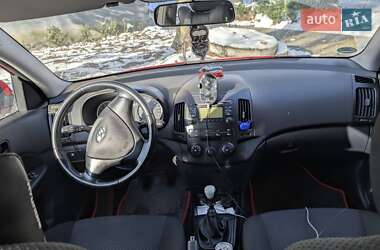 Универсал Hyundai i30 2009 в 