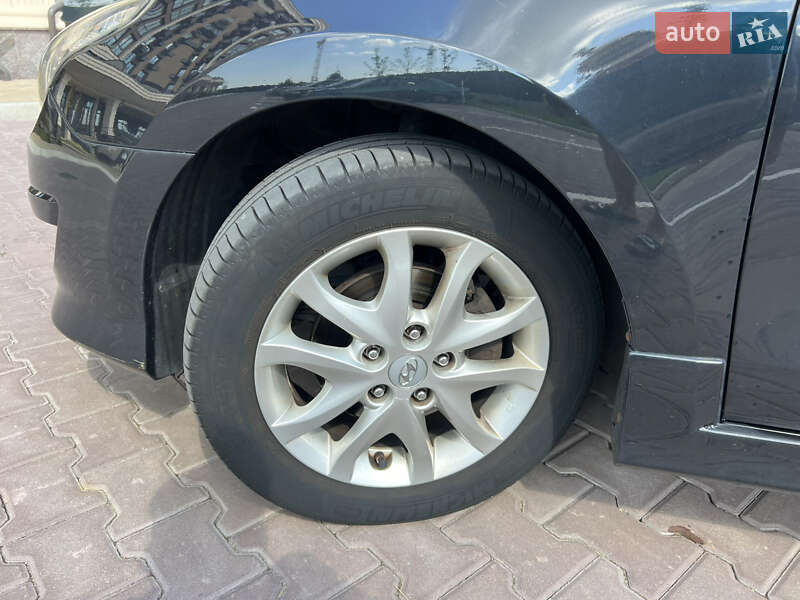 Хетчбек Hyundai i30 2010 в Києві