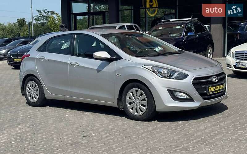 Hyundai i30 2016
