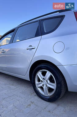 Универсал Hyundai i30 2009 в 