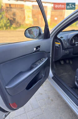 Универсал Hyundai i30 2009 в 