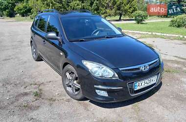 Универсал Hyundai i30 2009 в 