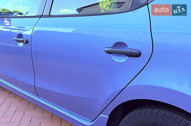 Хэтчбек Hyundai i30 2010 в 