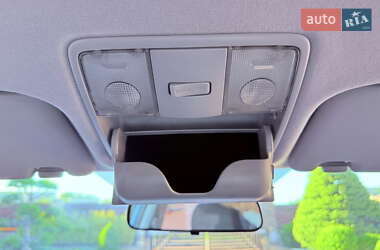 Хэтчбек Hyundai i30 2010 в 