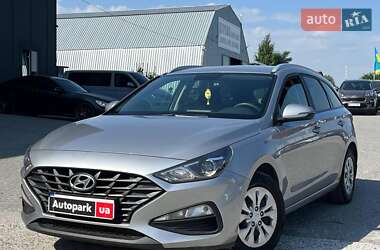 Hyundai i30 2022