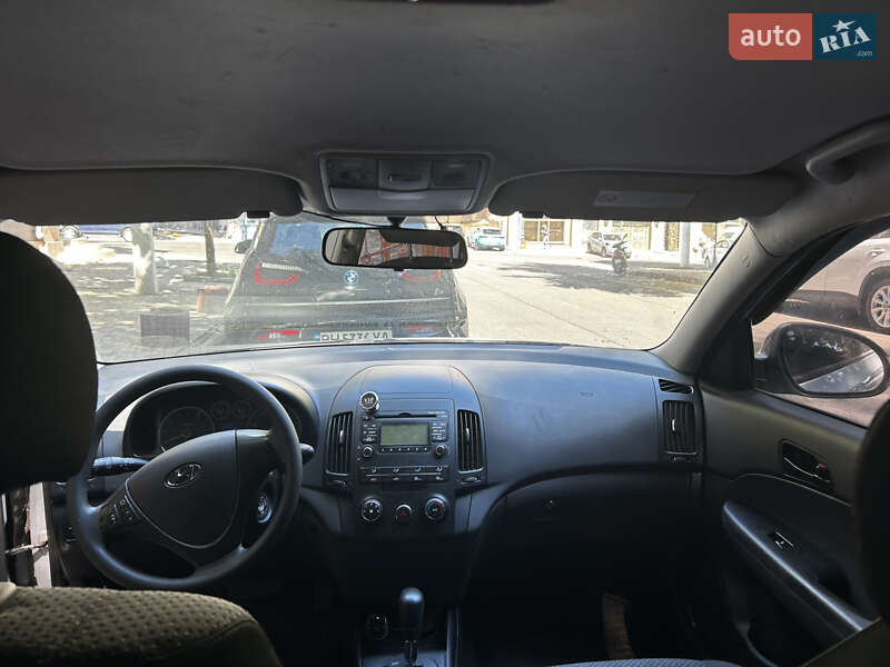 Хэтчбек Hyundai i30 2010 в Одессе