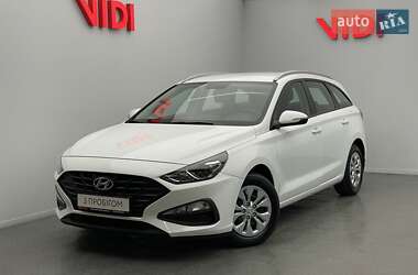 Универсал Hyundai i30 2021 в Киеве
