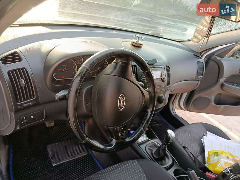 Универсал Hyundai i30 2010 в Виннице
