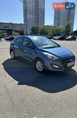 Hyundai i30 2016