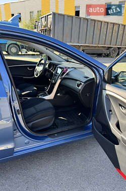Хэтчбек Hyundai i30 2016 в 