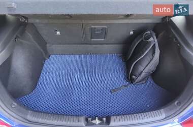 Хэтчбек Hyundai i30 2019 в 