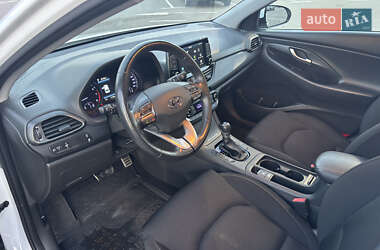 Хэтчбек Hyundai i30 2019 в 