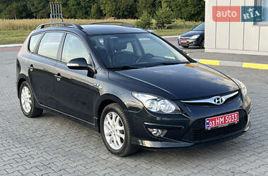 Универсал Hyundai i30 2011 в Луцке