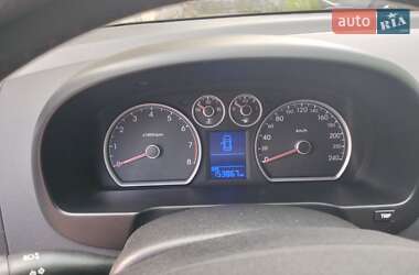 Хэтчбек Hyundai i30 2010 в 