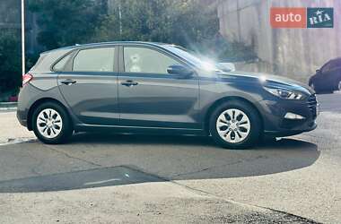 Хэтчбек Hyundai i30 2021 в 