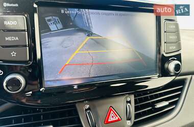 Хэтчбек Hyundai i30 2021 в 