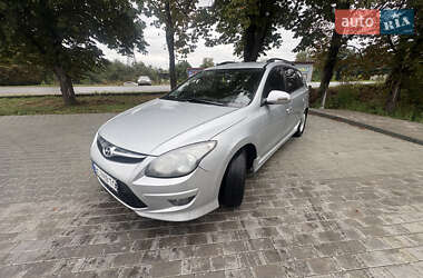 Универсал Hyundai i30 2012 в 