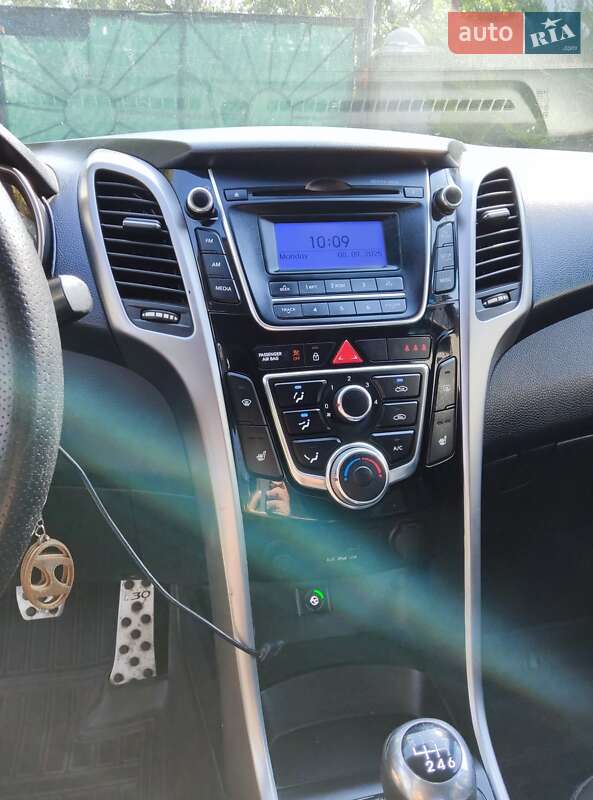 Хэтчбек Hyundai i30 2013 в Одессе