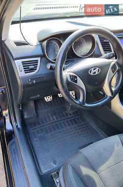 Хэтчбек Hyundai i30 2013 в 