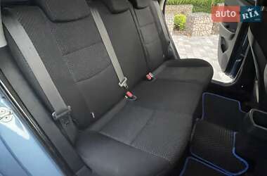 Хэтчбек Hyundai i30 2011 в 