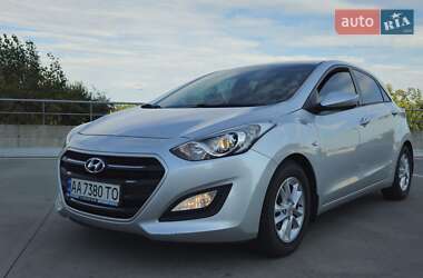 Хэтчбек Hyundai i30 2016 в 
