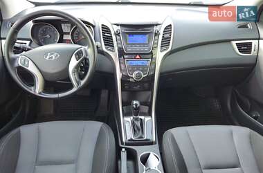 Хэтчбек Hyundai i30 2016 в 