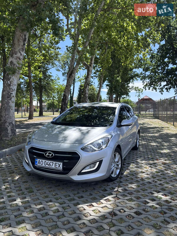 Універсал Hyundai i30 2015 в Мукачевому фото 22 Універсал Hyundai i30 2015 в Мукачевому