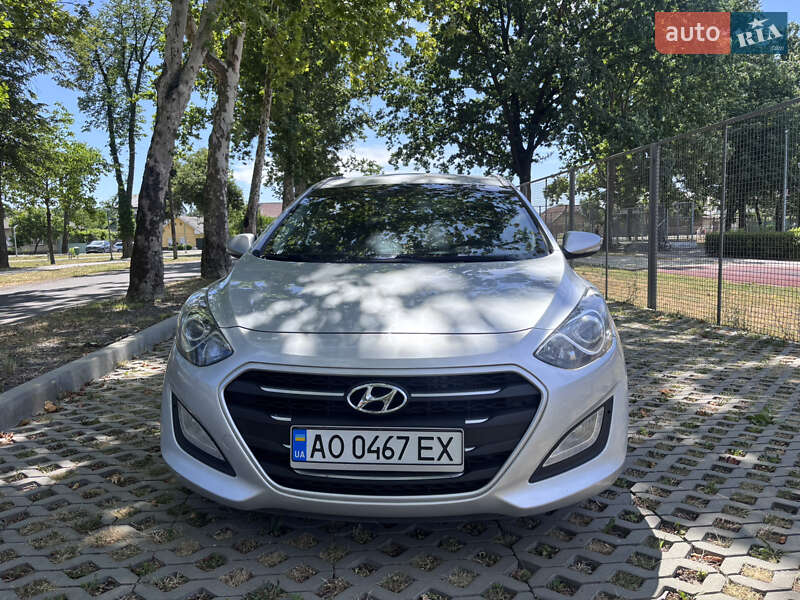 Універсал Hyundai i30 2015 в Мукачевому фото 25 Універсал Hyundai i30 2015 в Мукачевому