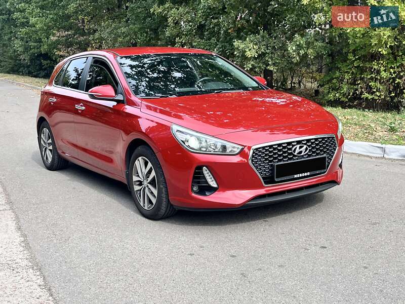 Хэтчбек Hyundai i30 2017 в Киеве