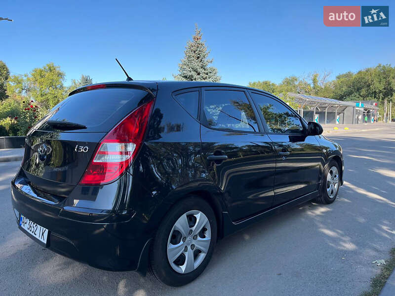Хэтчбек Hyundai i30 2011 в Запорожье